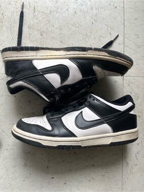 Nike Panda Dunks 4y